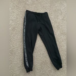H&M Men’s Comfy Joggers With Leg Stripe